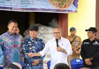 Kunjungi Batola, Menteri Zulhas Tegaskan Harga Gabah Tidak Boleh di Bawah Rp 6.500