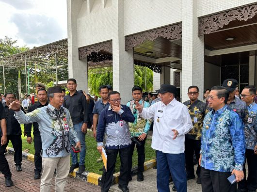 Gubernur Kalsel Tegaskan PKL Dilarang Berjualan di Pasar Wadai Ramadhan dan Parkir Kendaraan Gratis