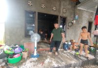 Diduga Korsleting, Ria Panik Dapur Rumahnya di Sungai Andai Terbakar