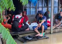 Berikan Layanan Kesehatan ke Para Korban Banjir, Satgana PMI Banjar Kunjungi Rumah-rumah Warga