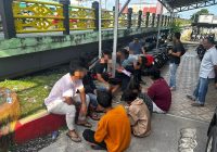 Polisi Ringkus 8 Remaja Tersangka Pengeroyokan Pria Paruh Baya di Sungai Tabuk