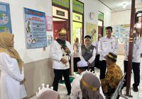 Waka Staf Kepresidenan Sambangi Puskesmas di Kalsel Pantau Cek Kesehatan Gratis