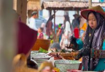 Ribuan Pengunjung Penuhi Festival Kuliner Tradisional di Desa Wisata Agro Technopark