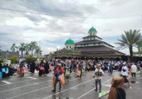 Ribuan Jemaah Padati Area Masjid Jami