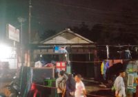 Kebakaran di Landasan Ulin! Ruang Tengah Ruko Hangus, Warga Panik!