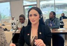 Kris Dayanti Apresiasi Warga yang Protes Langsung ke Menteri ESDM Terkait Kelangkaan Gas LPG 3 Kg