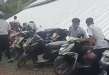 Parkiran Sekolah SMAN 1 Bati Bati Ambruk Diterpa Angin Kencang