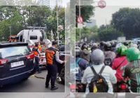 Monas Disulap Jadi Lahan Parkir! Geladi Kotor Pelantikan Kepala Daerah Bikin Macet Parah