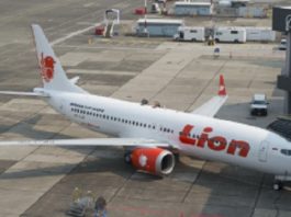VIRAL! Penumpang Pesawat Histeris! Emas Miliknya Raib dari Koper, Pelakunya 4 Porter Lion Air