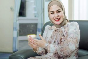 _Ketua Dekranasda Kabupaten HST, Deni Era Yulyantie (wartabanjar.com - Ist. MC HST)