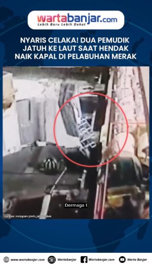 VIDEO - NYARIS CELAKA! Dua Pemudik Jatuh ke Laut Saat Hendak Naik Kapal di Pelabuhan Merak