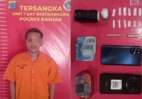 Rumah Pengedar di Desa Bawahan Selan Digeledah, Satresnarkoba Polres Banjar Temukan Sabu Ditempel di Dinding