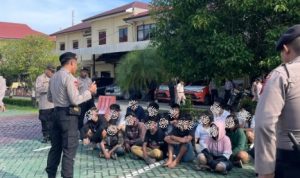 Puluhan remaja diamankan Polresta Banjarmasin Kamis dini hari. (wartabanjar.com - Ist. Humas)