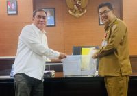 Terselenggara Sukses dan Lancar, Ketua PWI Kalsel Serahkan Laporan Pelaksanaan HPN 2025 ke Pemprov