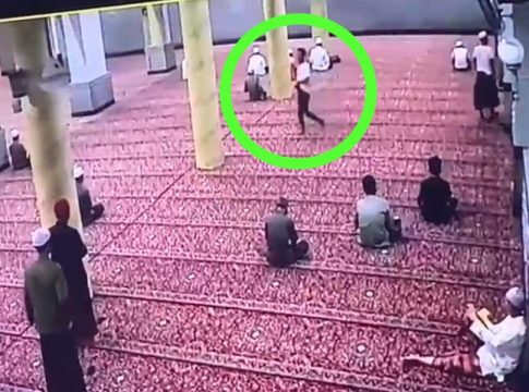 Geger Penusukan di Area Masjid Agung Al Karomah Martapura, Kapolres Banjar Sebut Kantongi Ciri Pelaku