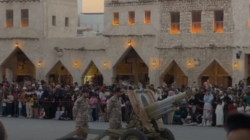 Tradisi membunyikan meriam waktu berbuka puasa di Qatar. (Ist. PCINU Qatar)
