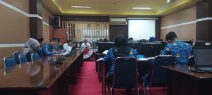 Rapat Badan Pembentukan Peraturan Daerah DPRD Tanah Bumbu dipimpin Harmanuddin, Senin. (wartabanjar.com )