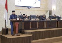 Sampaikan LKPj 2024, Gubernur Muhidin Sebut IPM Kalsel Tunjukan Tren Positif