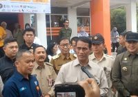 Tinjau Operasi Pasar Pangan Murah di Banjarbaru, Mentan Amran Sulaiman Pastikan Harga Bahan Pokok Terjangkau