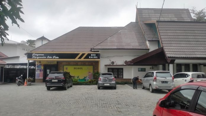 Kantor Badan Kepegawaian Daerah Provinsi Kalimantan Selatan di Banjarbaru, Jumat. (wartabanjar.com - Ikhsan)