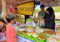 Kuenya Sering Dicari Pembeli di Pasar Wadai 0 Km, Hj Siah Bagikan Cara Membuat Amparan Tatak