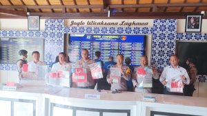 Pengungkapan kasus curanmor oleh Polres Tanah Laut, Senin. (wartabanjar.com - Gazali)