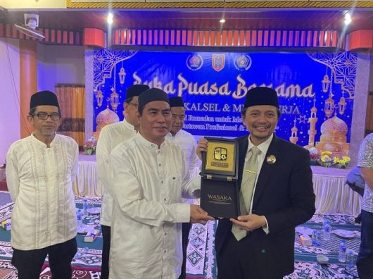 Hadiri Buka Puasa PWI Kalsel, Wagub Hasnuryadi Sebut Media Berperan dalam Pembangunan