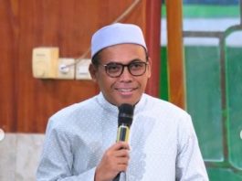 Buka Puasa di Musala Ponpes Raudhatul Ulum Hantakan, Wakil Bupati HST Ingatkan Keutamaan Malam Lailatul Qadar