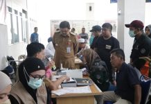 Dinkes Kalsel Cek Kesehatan Pengemudi Bus Antar Provinsi