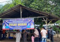 Warga Desa Alimukim Antusias Berbelanja di Pasar Murah Ramadhan Pemkab Banjar