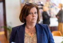 Skandal Menggemparkan! Menteri Pendidikan Islandia Punya Anak Hasil Hubungan Terlarang dengan Anak 15 Tahun