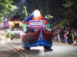 BAHTERA NABI NUH Juara Festival Baarak Tanglong 2025, Simbol Kesiapsiagaan BPBD Balangan
