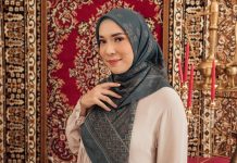 Fitri Tropica Mengenang Masa Kecilnya Tarawih Bareng Keluarga Saat Bulan Ramadhan