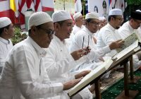 Jelang Idul Fitri, Gubernur Muhidin, Forkopimda dan Para SKPD Khataman Quran Bersama