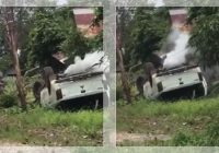 BREAKING NEWS Mobil Terbalik di Karang Intan, Warga Berjuang Selamatkan Sopir