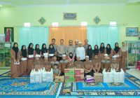 Kapolresta dan Ketua Bhayangkari Cabang Kota Banjarmasin Berbagi Kebahagian dengan Anak-anak Panti Asuhan