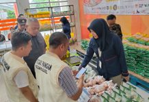Satgas Pangan Polda Kalsel Lakukan Pengecekan Bahan Pokok dan Kemasan Minyakita di Sela Kunker Mentan