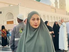 Tata Janeeta Curhat Dicibir 'Turun Level' Usai Putuskan Hijrah dan Buka Bisnis Kuliner
