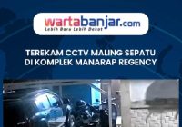 VIDEO - Terekam CCTV Maling Sepatu di Komplek Manarap Regency