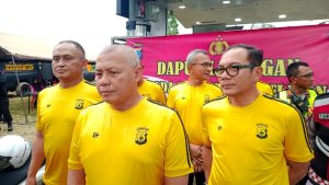 Kapolda Kalsel, Irjen Pol Rosyanto Yudha Hermawan, usai meninjau keamanan dan dapur lapangan haul ke-219 Datu Kelampayan, Jumat (wartabanjar.com _ Istimewa)