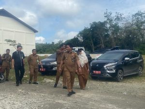 Bupati H Abdul Hadi memantau persiapan Expo Balangan 2025, Selasa 8 Aprill 2025. (wartabanjar.com - Alfi)