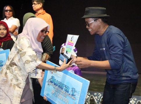 'Ulun Babakti' Ciptaan Suryani Menang Lomba Cipta Lagu Anak Bahasa Banjar