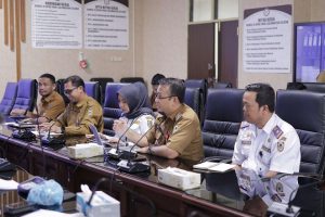 Dinas PUPR bersama Dinas Perhubungan Kalsel mengikuti RDP dengan Komisi III membahas perbaikan jalan alternatif Banjarbaru-Batulicin. (wartabanjar.com - Ist. Humas)