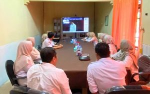 Pemkab Tala mengikuti secara virtual rapat dengan BKN di Ruang Rapat Baiman BKPSDM Tala, pada Rabu 16 April 2025. (wartabanjar.com - Istimewa)