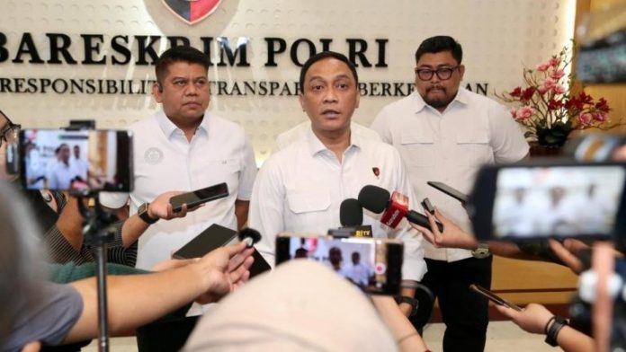Dirtipidnarkoba Bareskrim Polri, Brigjen Eko Hadi Santoso, memberikan keterangan pers. (wartabanjar.com - Ist. Humas)