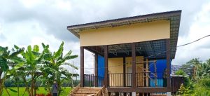 Rumah panggung diharapkan menjadi solusi melindungi warga Balangan dari terjangan banjir. (wartabanjar.com - Alfi)