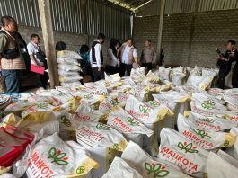 Gudang Pupuk di Jalan Trikora Banjarbaru Digerebek Polda Kalsel, 7 Ton Pupuk dan 11 Pelaku Diamankan