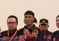 Jadi Sorotan! Prajurit Kopassus Ramai-ramai Selfie Bareng Hercules, Danjen Kopassus Minta Maaf