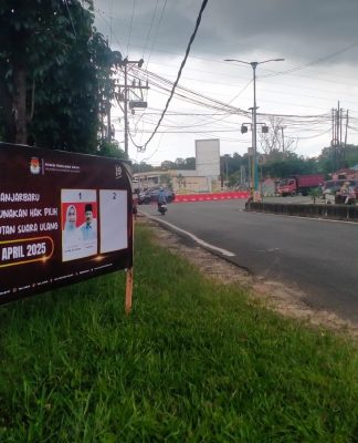 Jelang PSU Banjarbaru, KPU Kalsel Pasang Spanduk Sosialisasi di Sejumlah Titik Strategis
