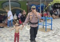 Kapolsek Banua Lawas Bantu Anak Terpisah dari Orangtua di Taman Sapana